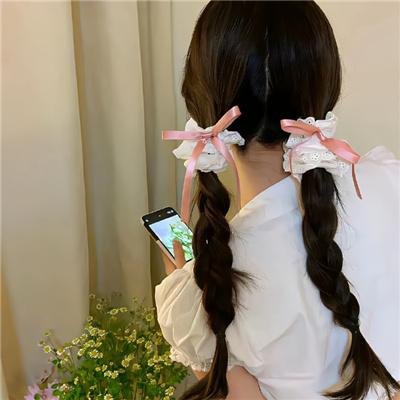 黄昏时分、牵着手